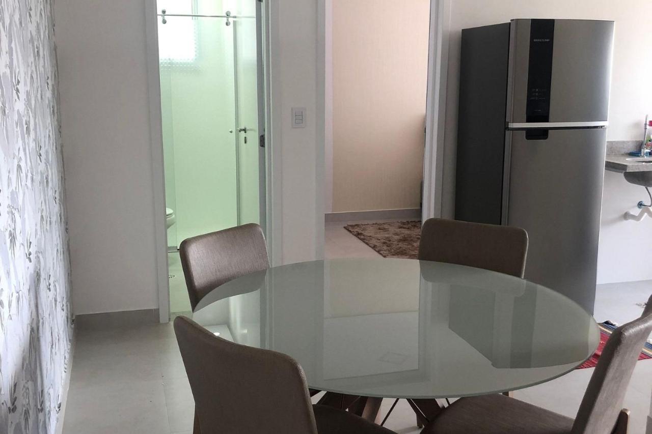 Apartamento 1 dormitório no Boqueirão com Piscina, 50 metros da Praia Praia Grande  Exterior foto